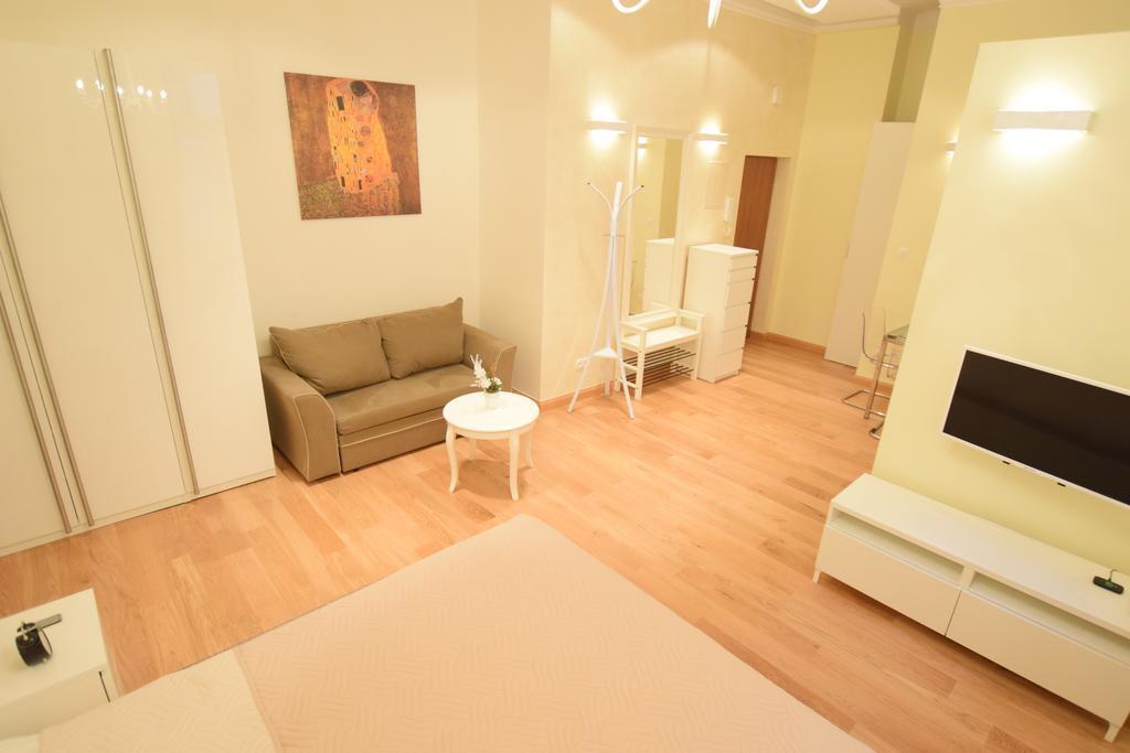 Elegant Apartment Foksal 华沙 外观 照片