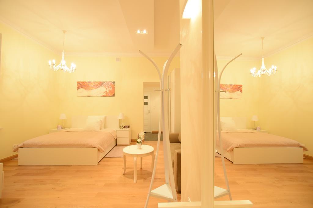 Elegant Apartment Foksal 华沙 外观 照片