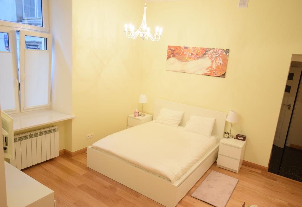 Elegant Apartment Foksal 华沙 外观 照片